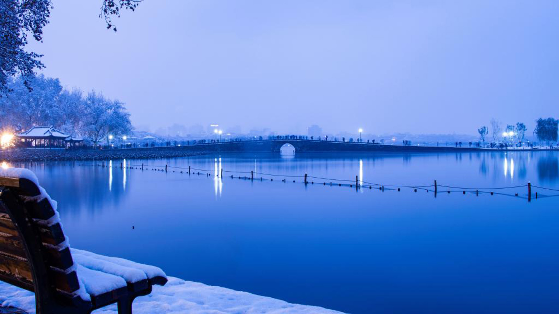 杭州西湖唯美雪景图片桌面壁纸高清大图预览1920x1080_风景壁纸下载